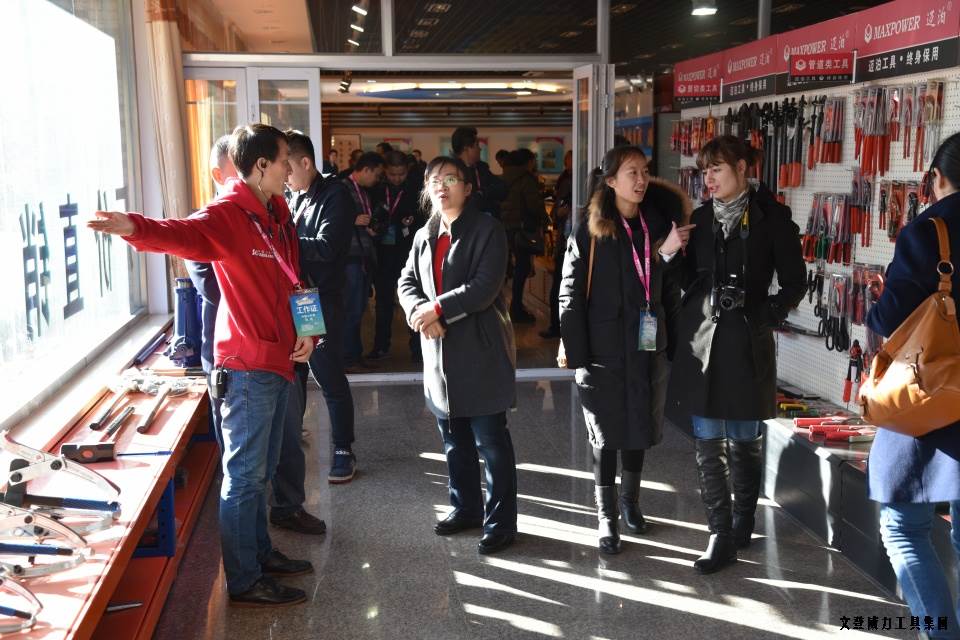 “工匠精神 山东制造”全媒体采访团莅临bbin宝盈集团工具(图10)
