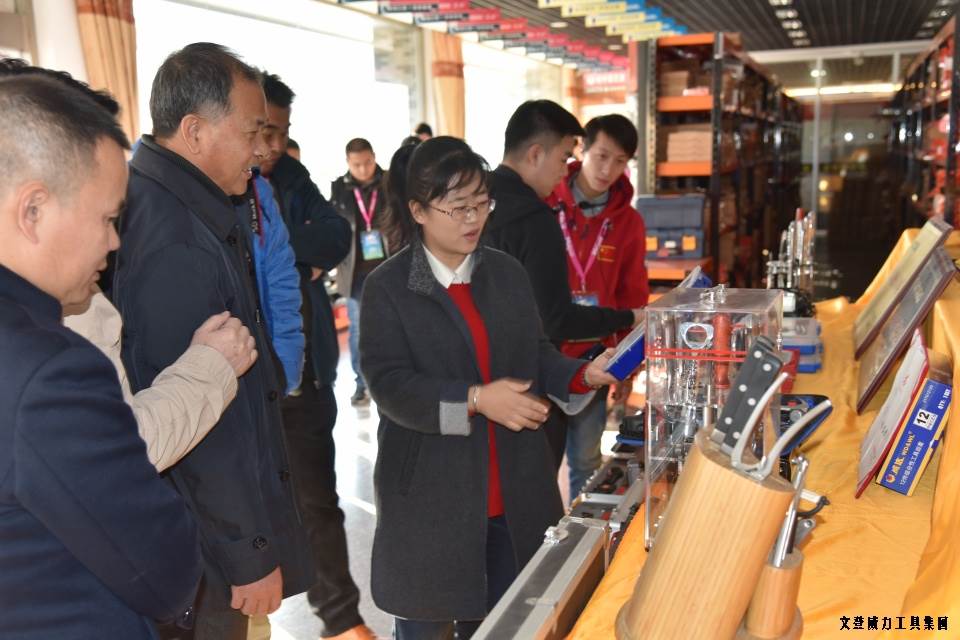“工匠精神 山东制造”全媒体采访团莅临bbin宝盈集团工具(图11)