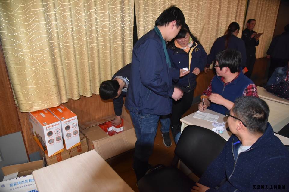 bbin宝盈集团工具集团举办元旦文艺晚会(图6)
